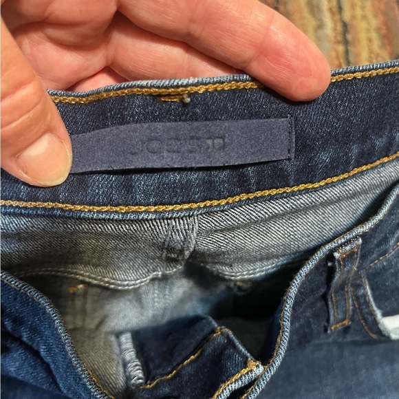 Joe's High Rise Women's Size W32 Distressed Dark Blue  Denim Jeans - Picture 2 of 7